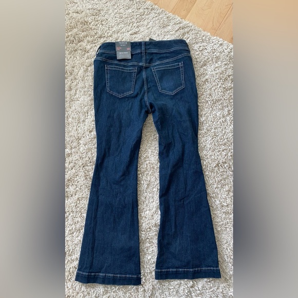 Torrid flare jeans 10s - Picture 2 of 6